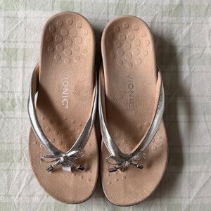 Vionic Women's Sandals with Silver Straps